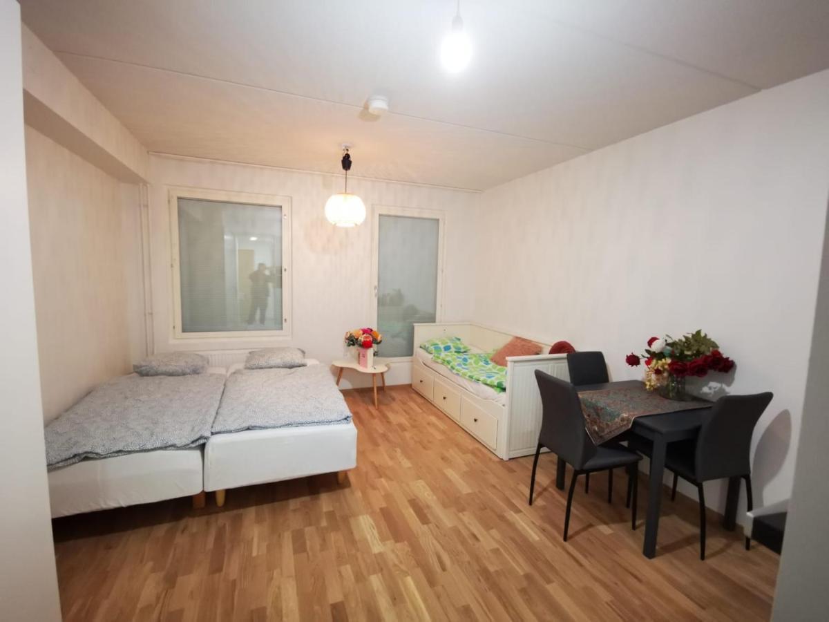 Ruby Studio 5Min To Vantaa Airport And 20Min To Helsinki Center Daire Dış mekan fotoğraf